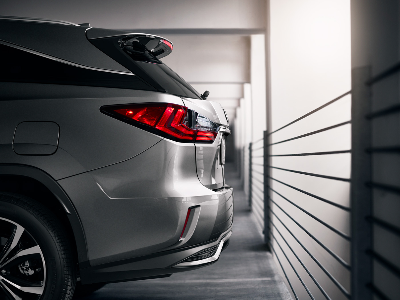 silver，Automobile design，Lexus IV，