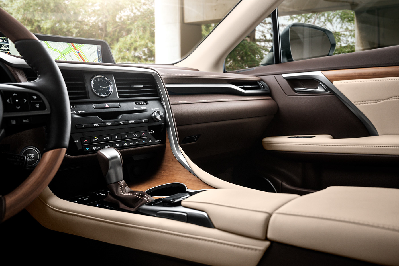 silver，Automobile design，Lexus IV，