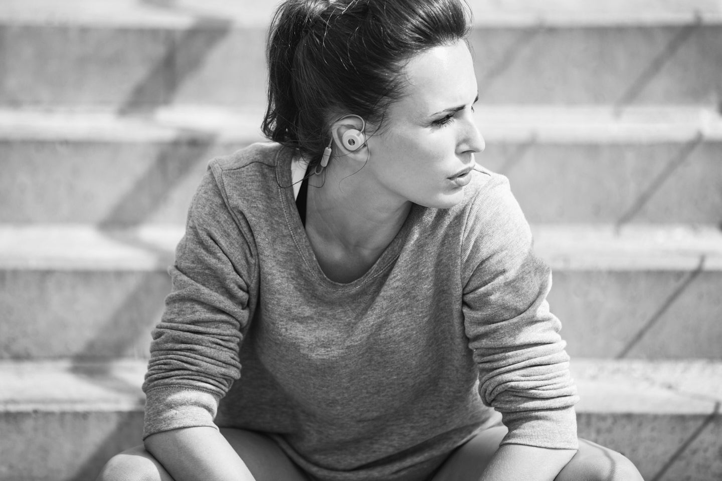 headset，Bluetooth，revols，packing，science and technology，In ear，