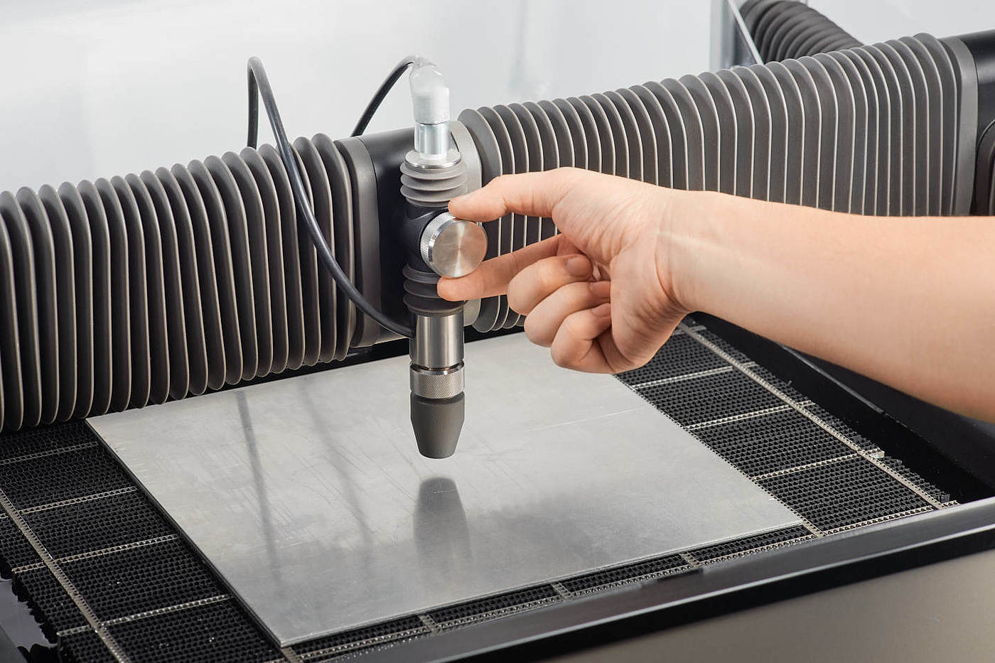 laser，Engraving machine，cutting machine，tool，equipment，