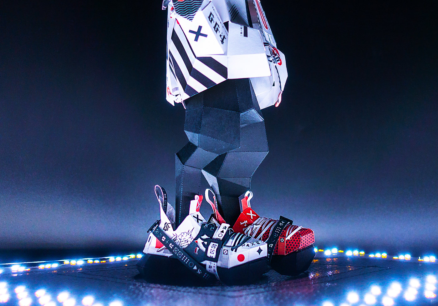 DADAISM，Pluralism，Paper model，Graphic design，