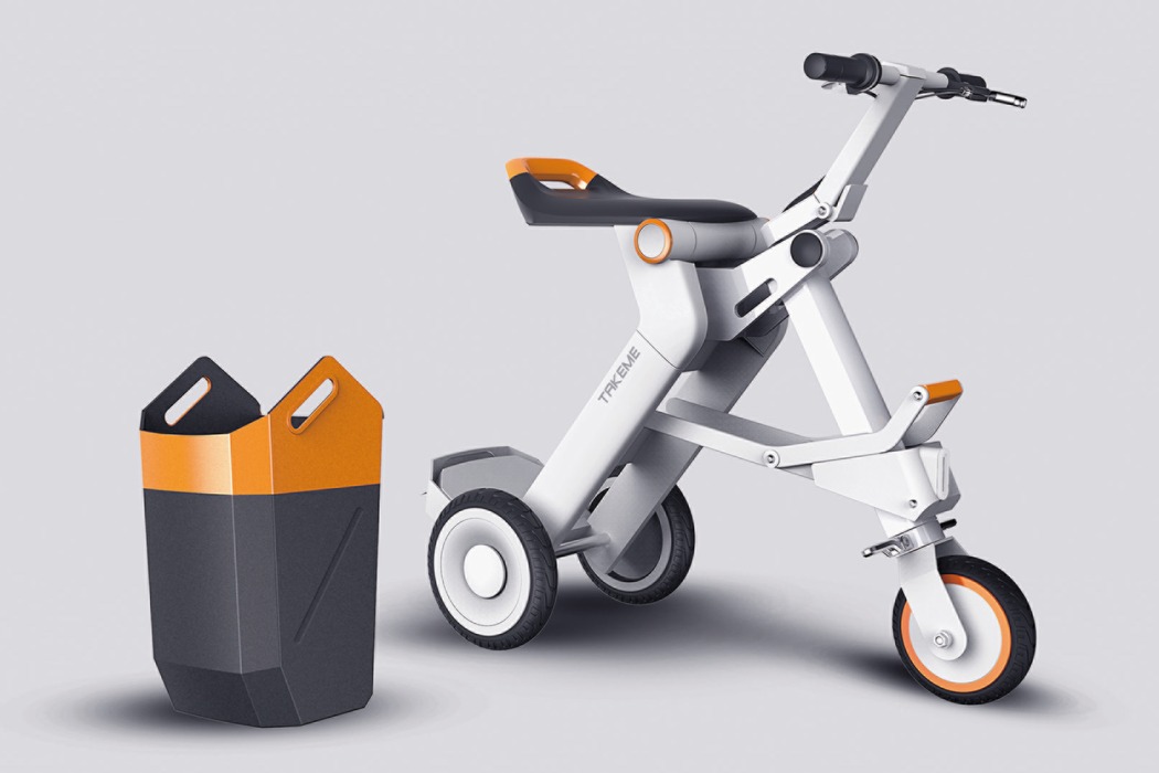 the elderly，luggage cart，Tricycle，trunk，handbag，