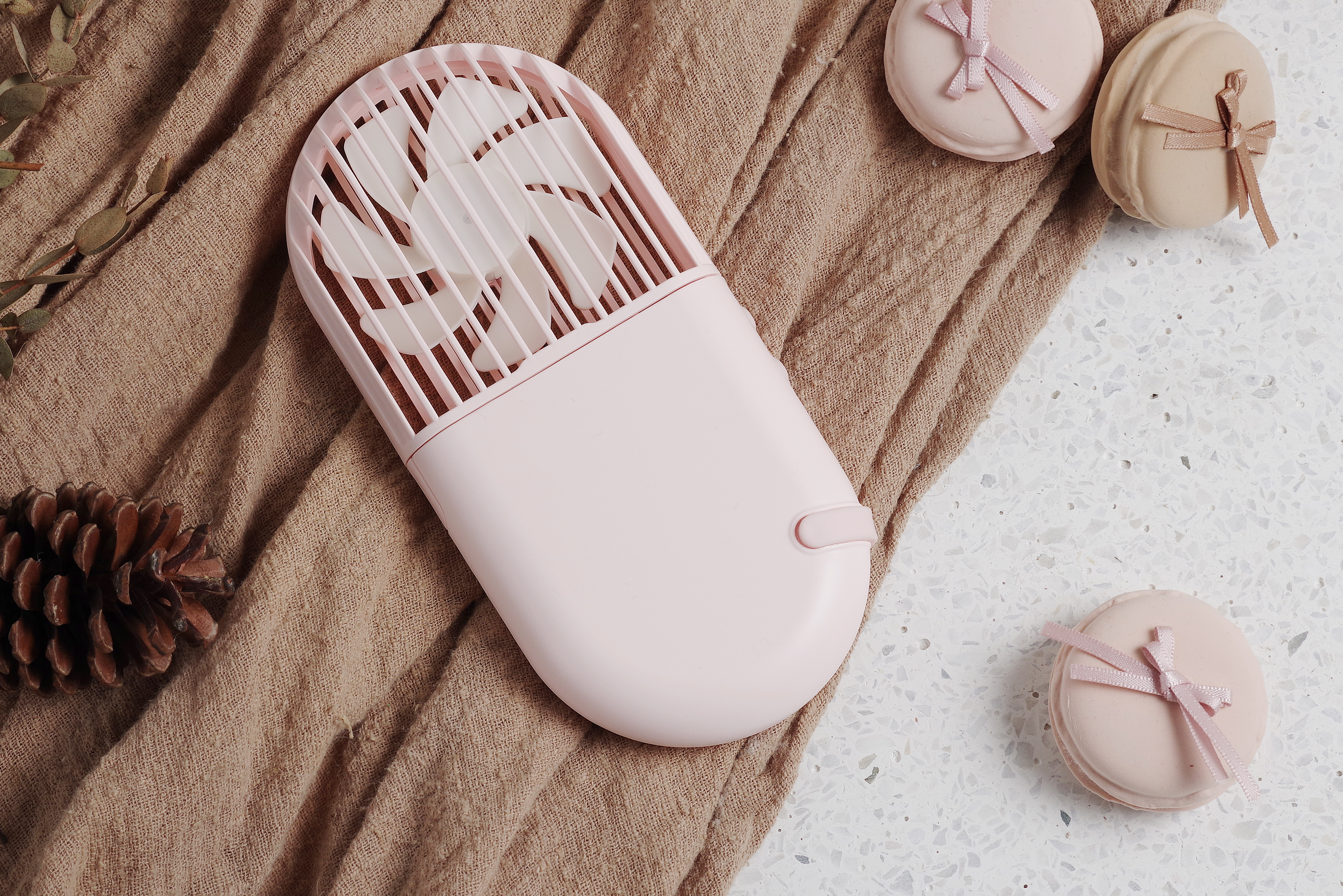 Make up water, fan，