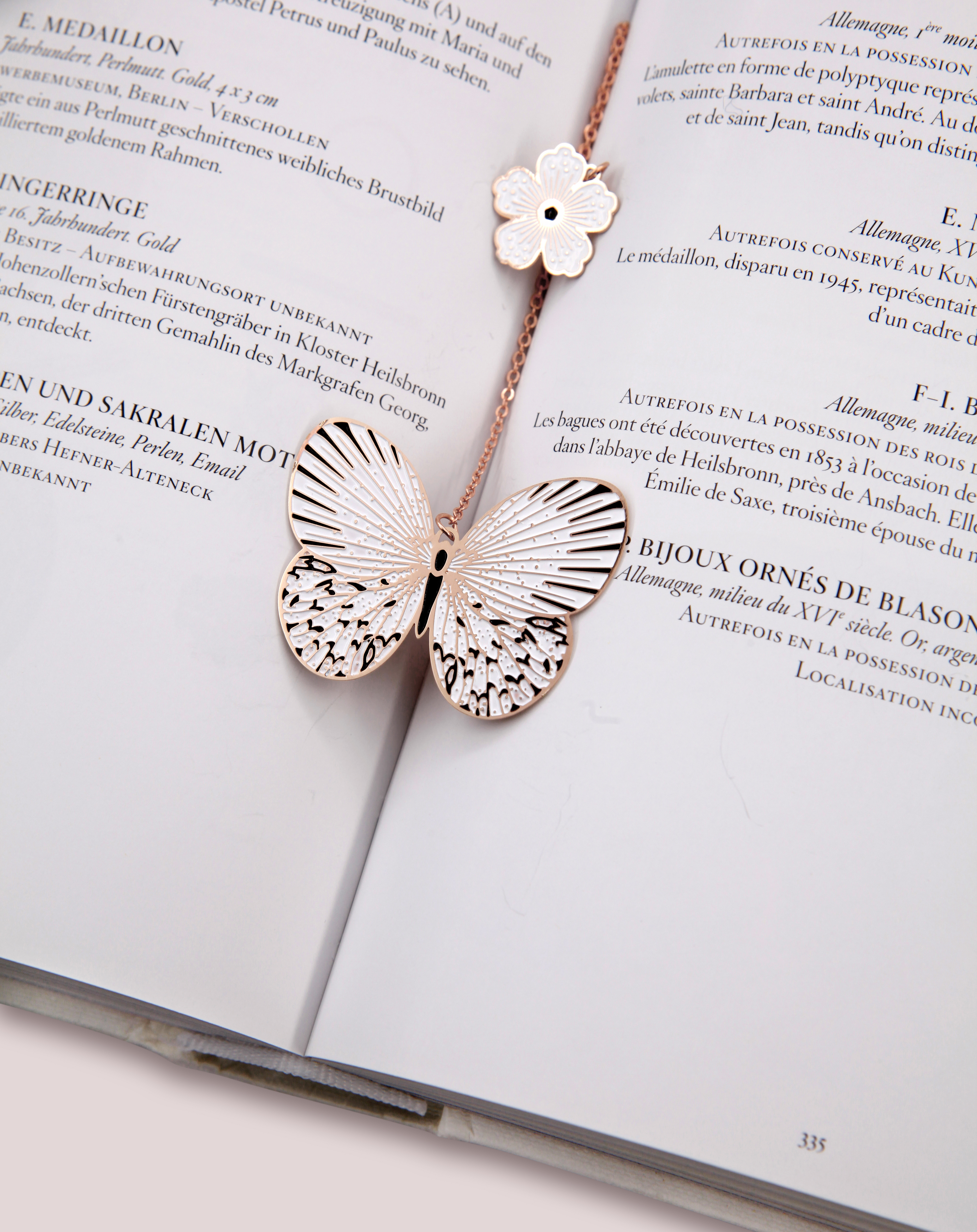 bookmark，butterfly，