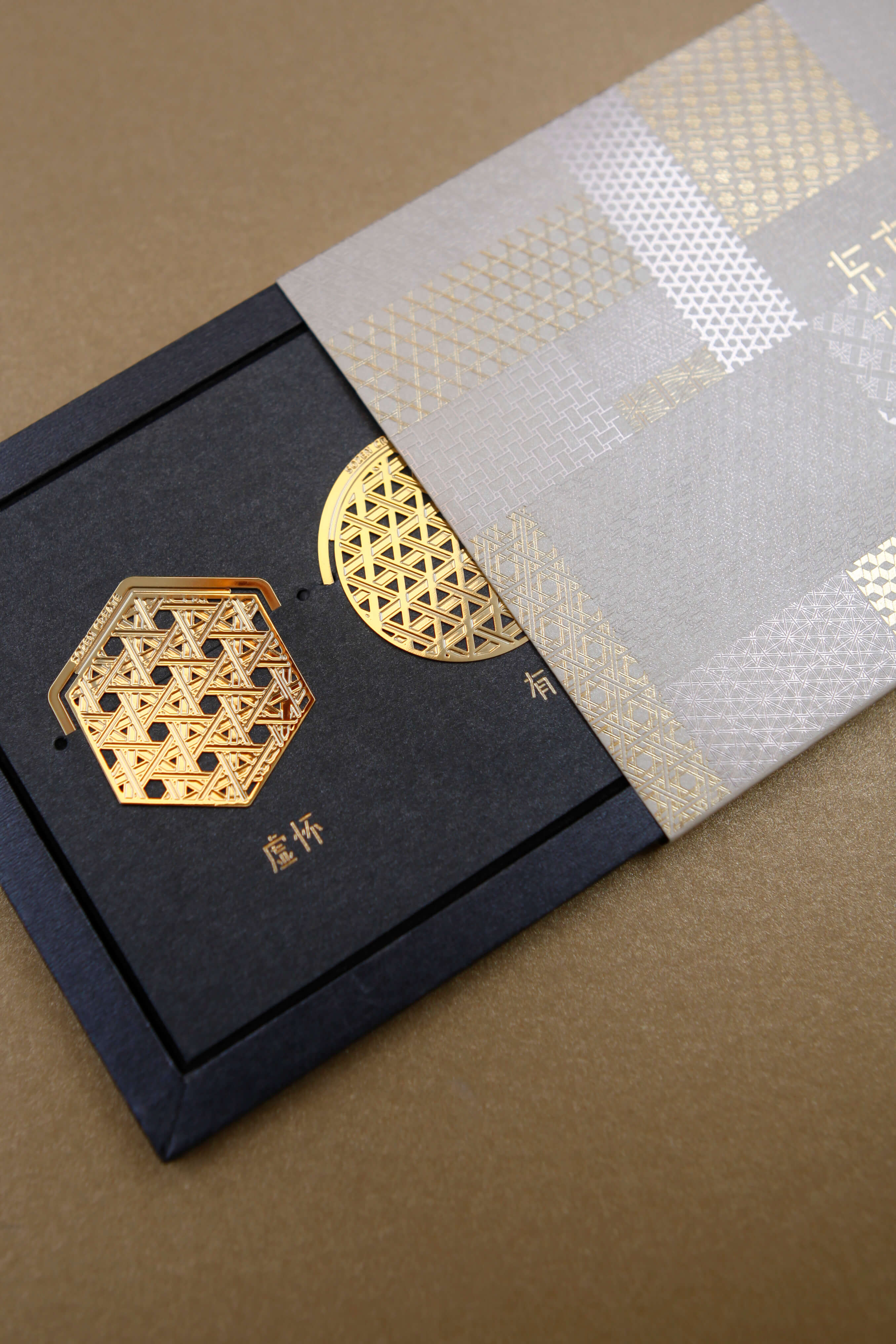 bookmark，Oriental beauty，In the palm of your hand，