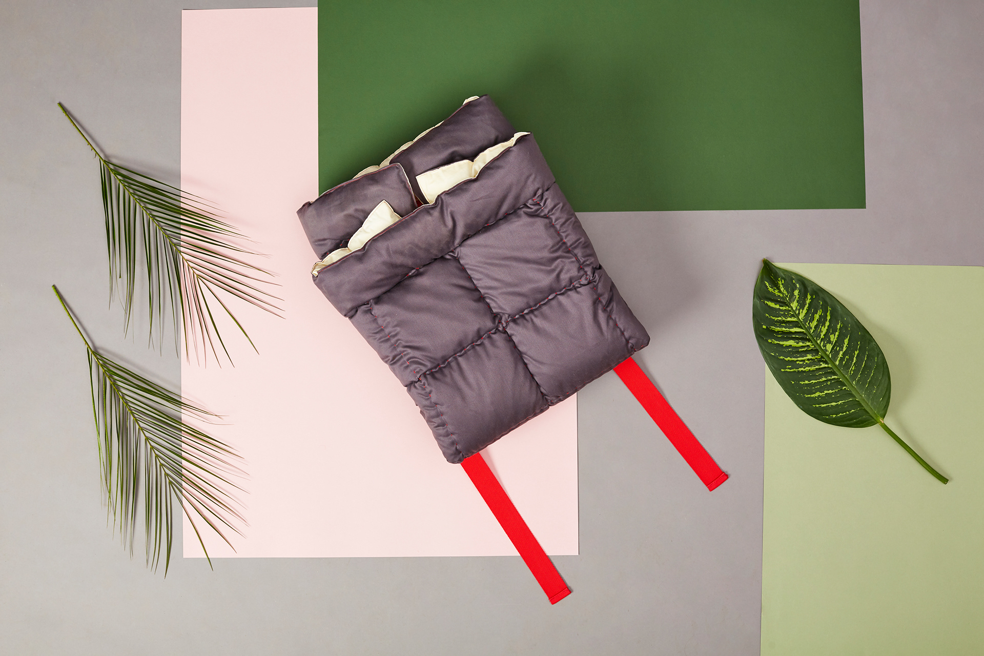 knapsack，carpet，quilt，