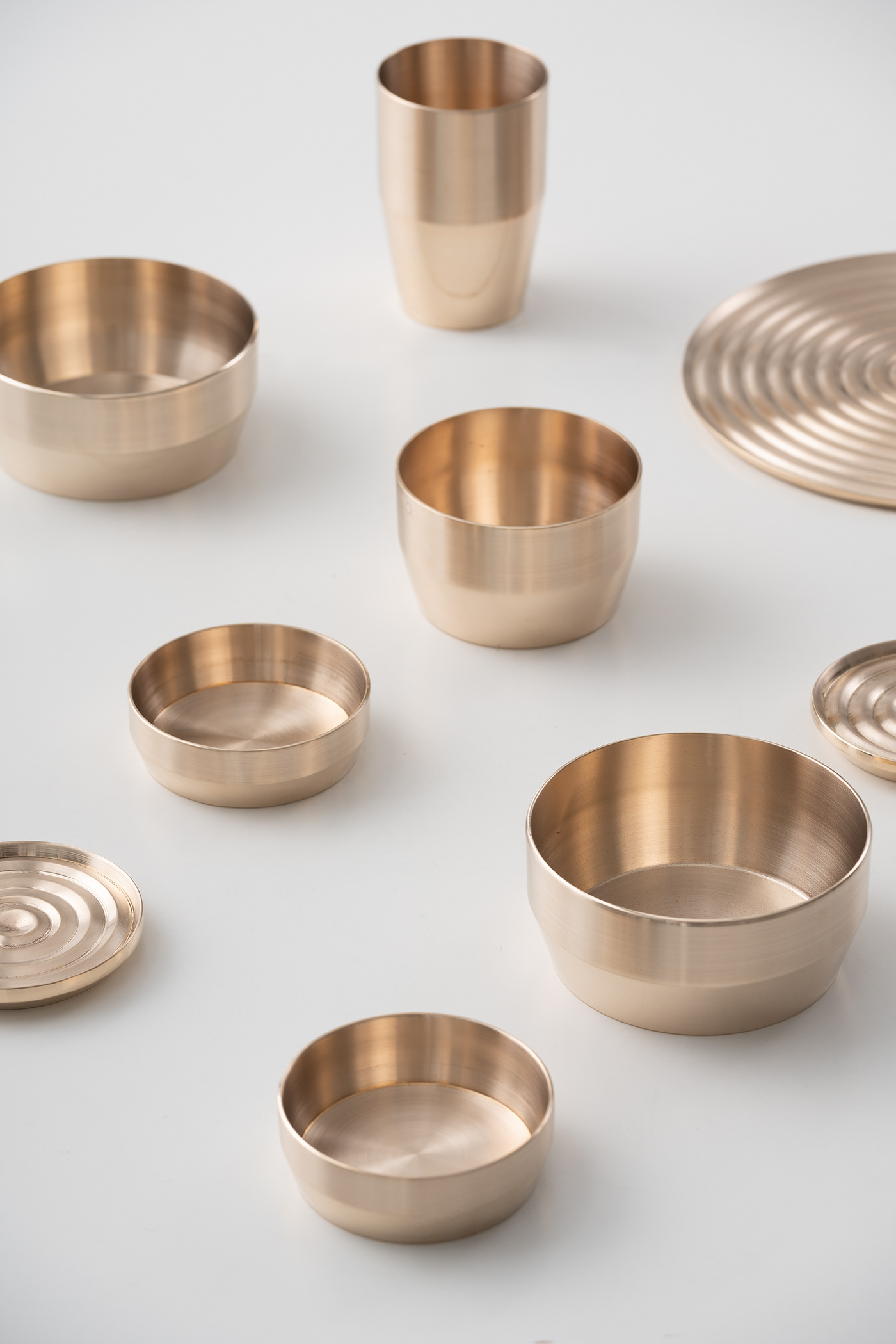 brass，handicraft，tradition，bowl，chopsticks，spoon，