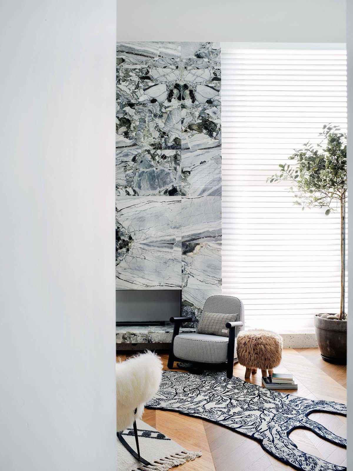 Interior design，Chongqing，Dark green hue，White tone，Simplicity，