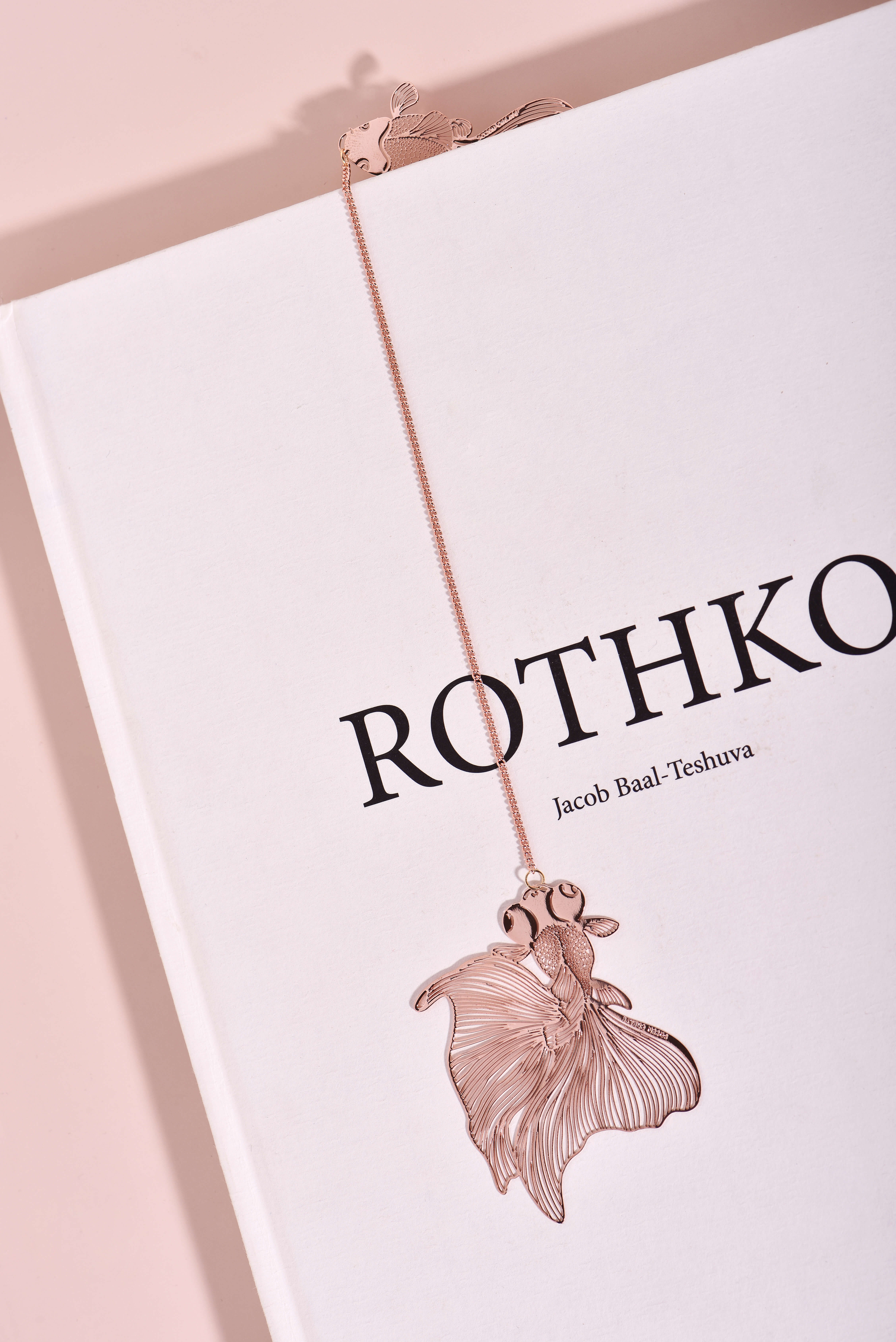 In the palm of your hand，Cultural creation，bookmark，gift，