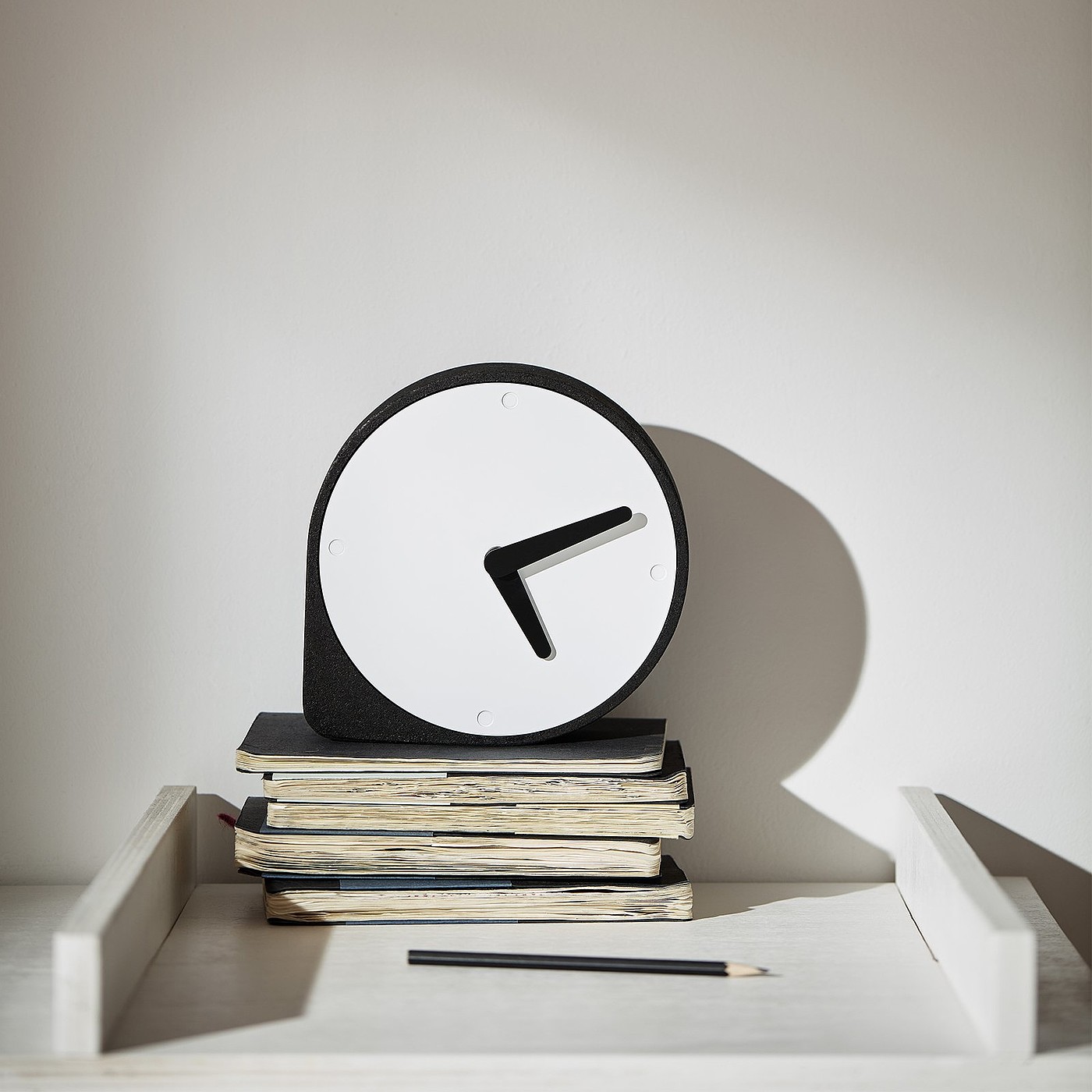 Clock，cork，Metal，desktop，