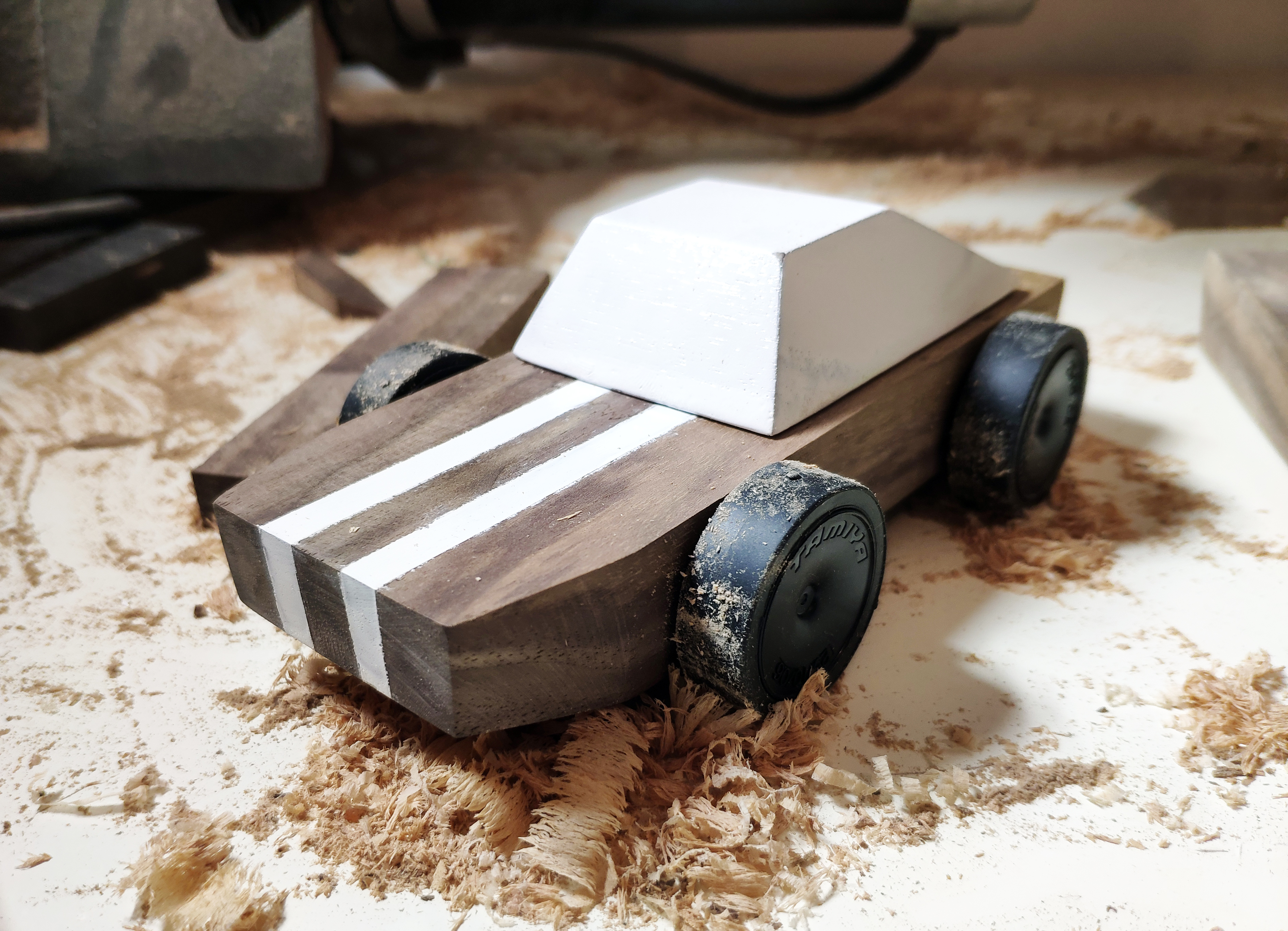 Retro，Simplicity，Toys，auto salon girls，Handmade，wood，