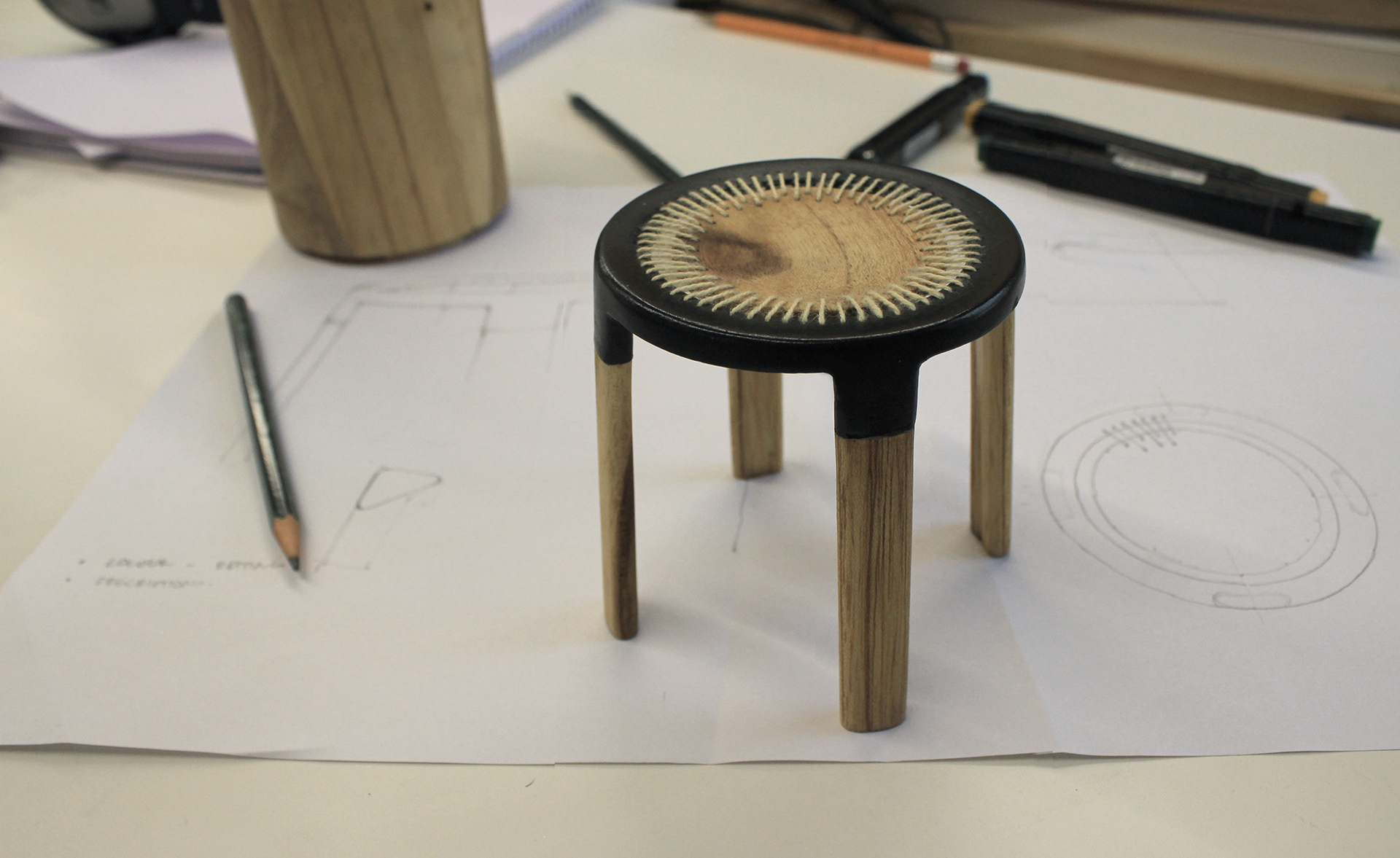 chair，modern，tradition，