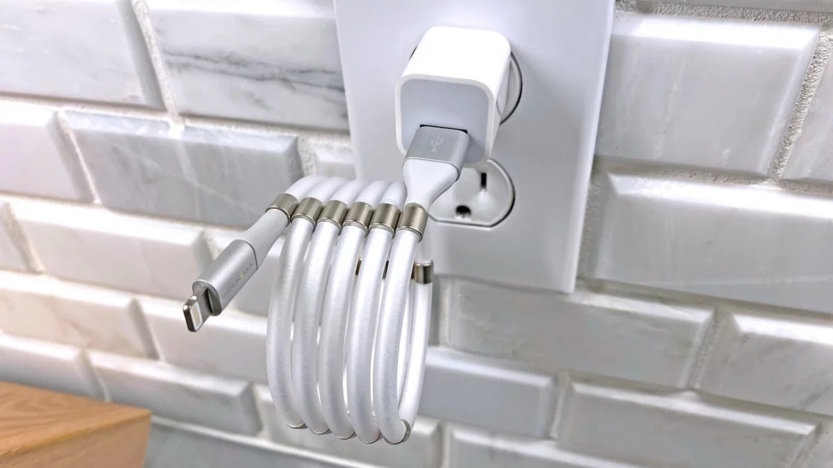 Charging line，neat，Receive，industrial design，