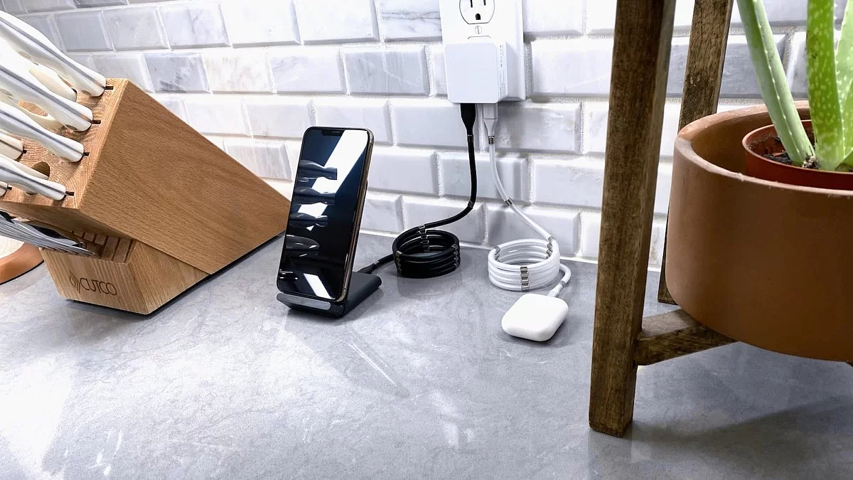 Charging line，neat，Receive，industrial design，