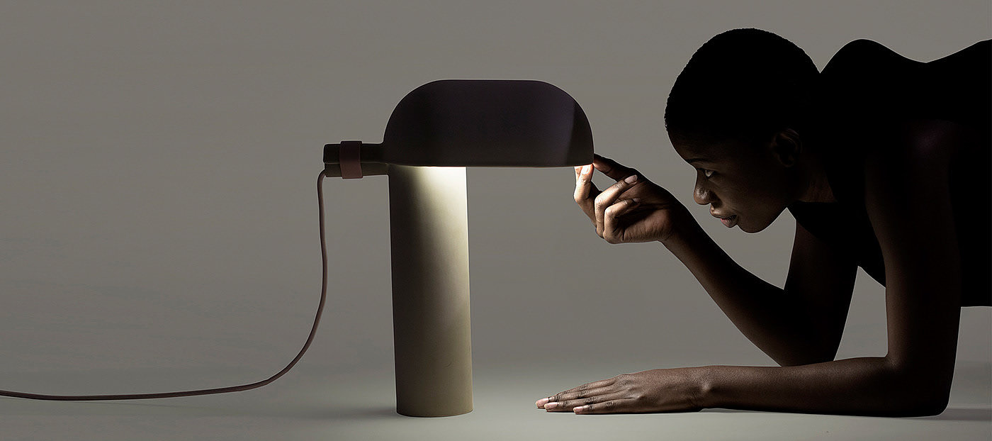 Desk lamp，Adjustable，white，ceramics，