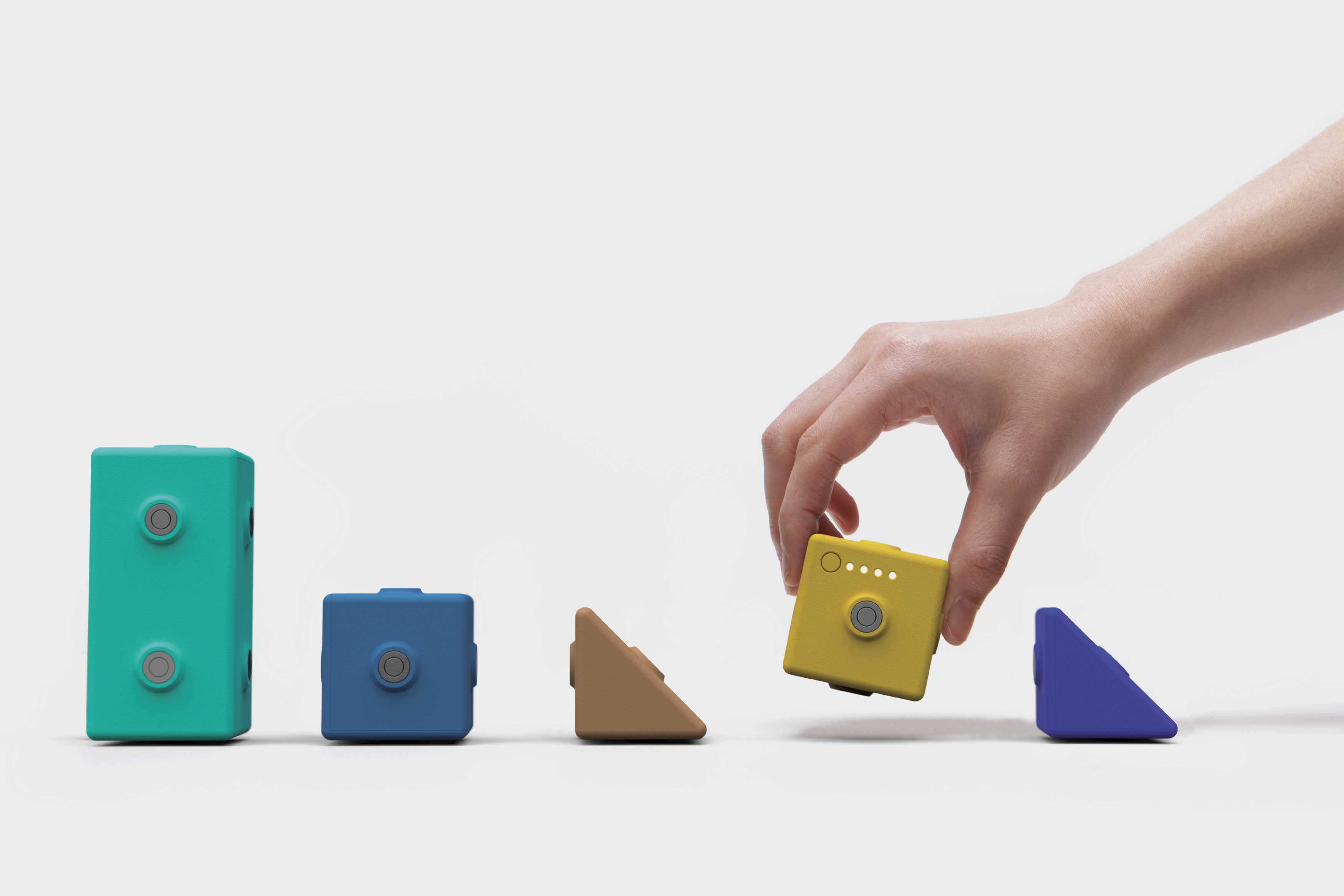 Tablet programming，Toy design，Building block game，modularization，2019 red dot design concept award，