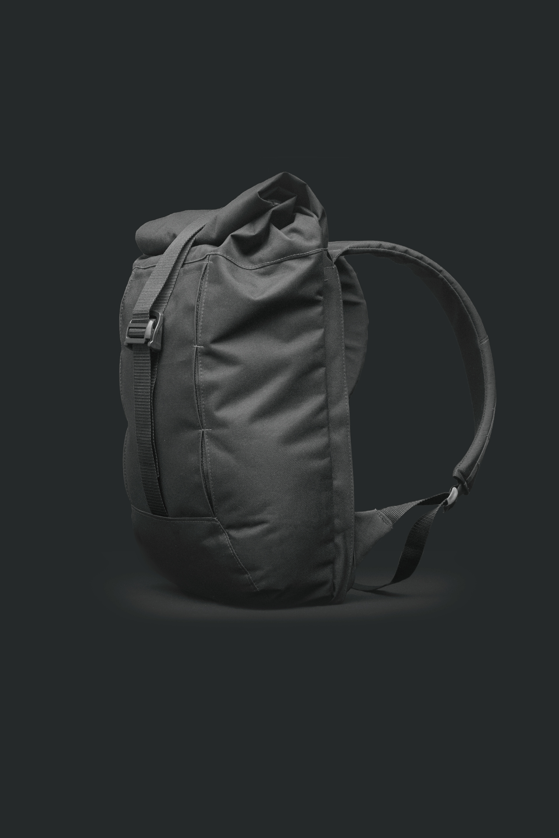 Reprint，industrial design，product design，knapsack，daily，outdoors，