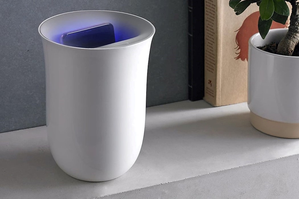 Lexon Oblio，Wireless charging，ultraviolet rays，Mobile phone disinfection，