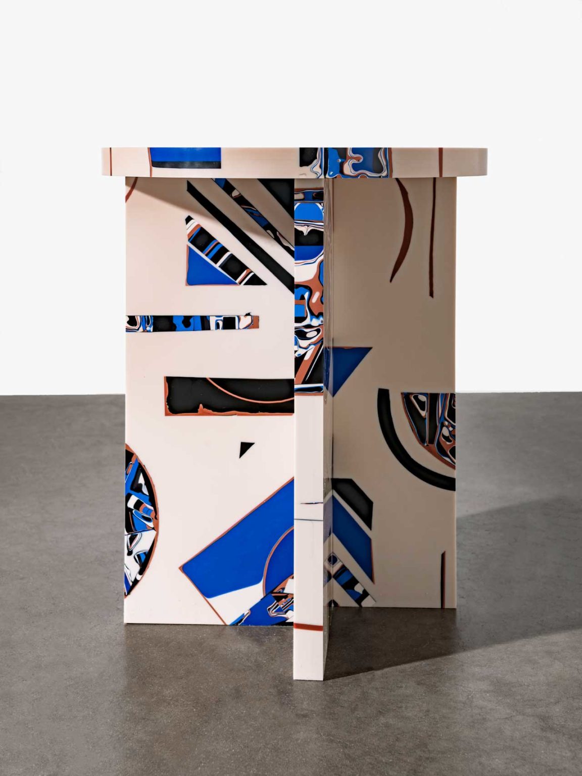 resin，Tables and chairs，color，Splicing，