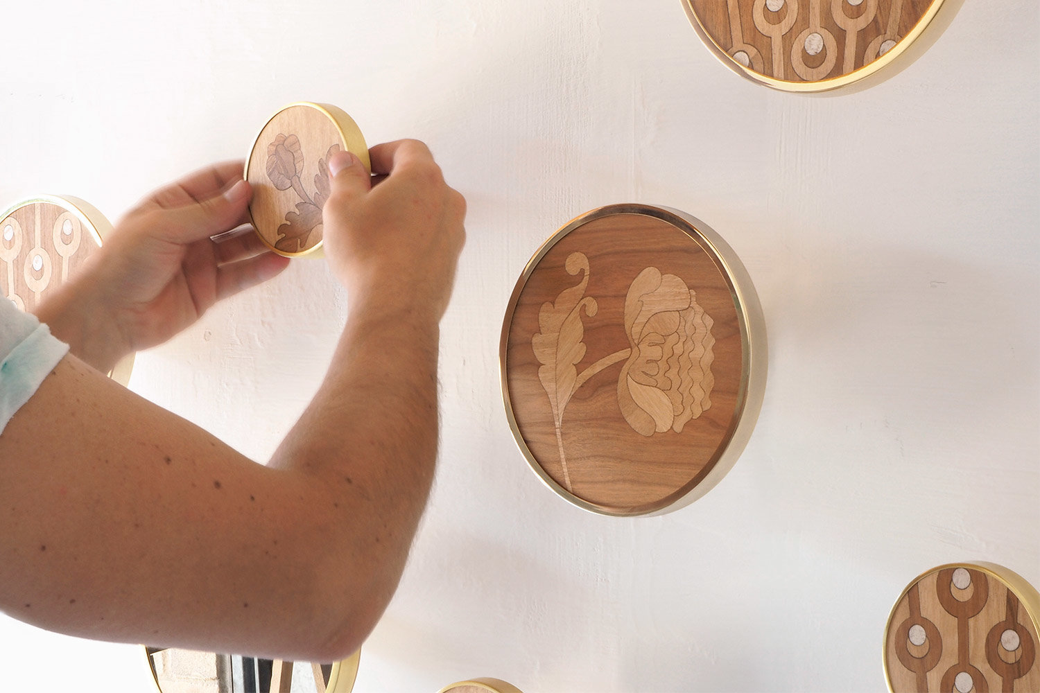 Home Furnishing，product design，industrial design，Clothes hanging，wood，