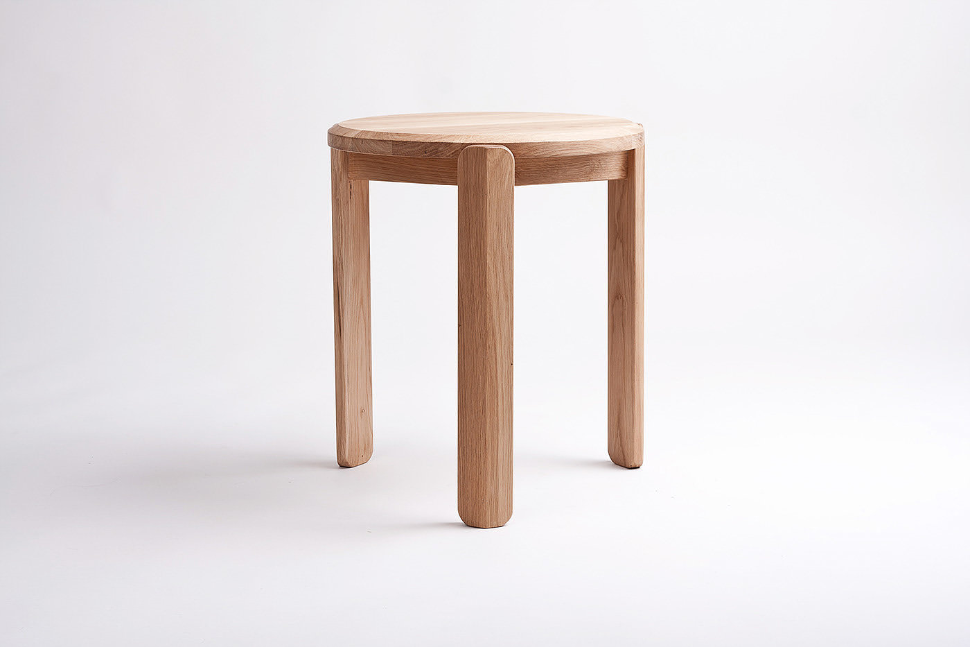 concise，light，wooden ，chair，stool，Home furniture，
