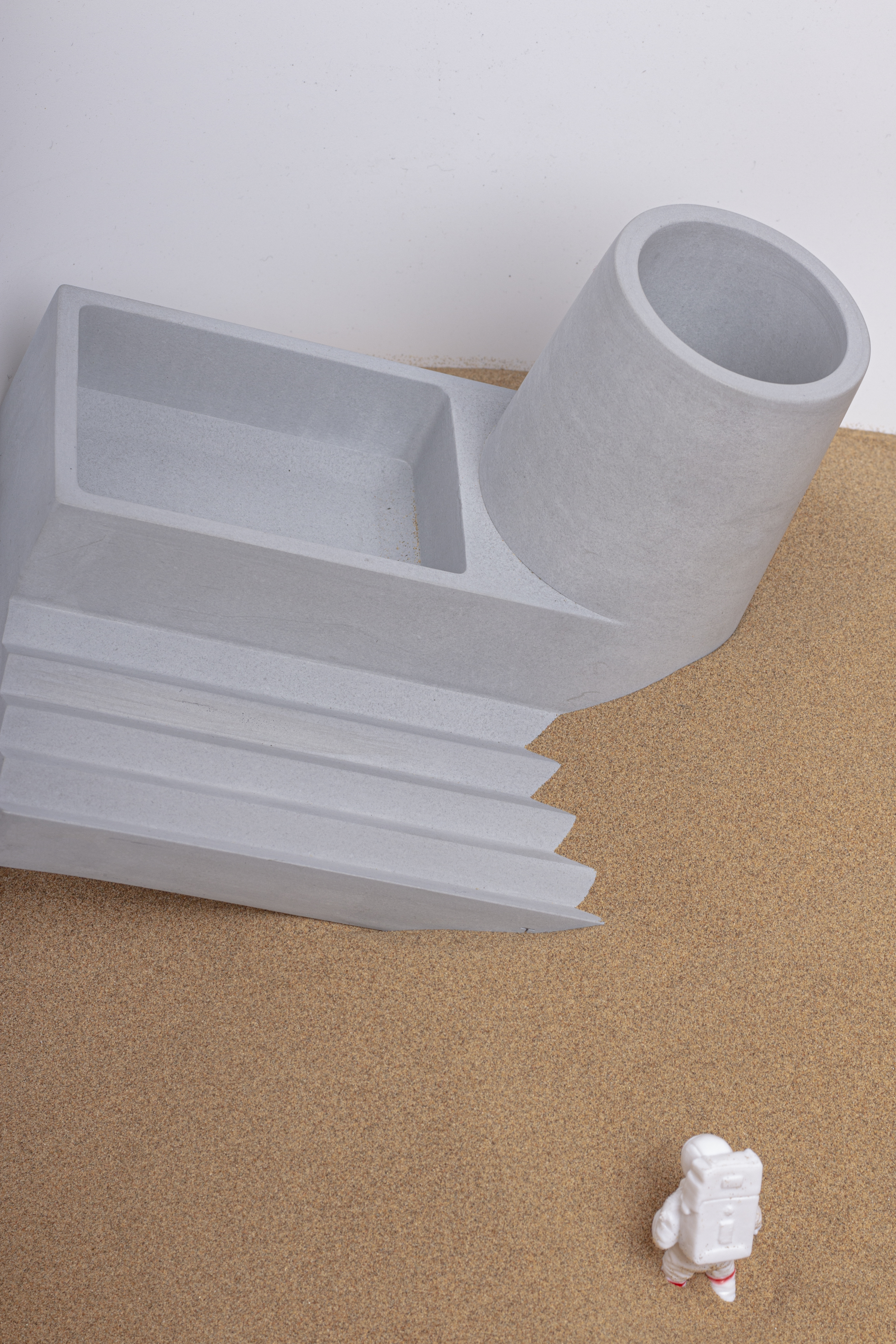 Storage rack，Mobile phone bracket，Penholder，pen container，Creative design，Desktop storage，