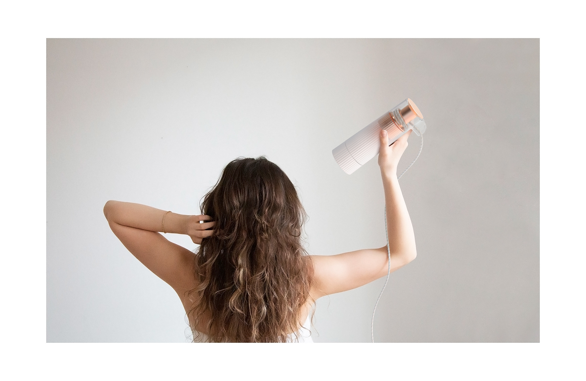 Alis，hair drier，transparent，camouflage，