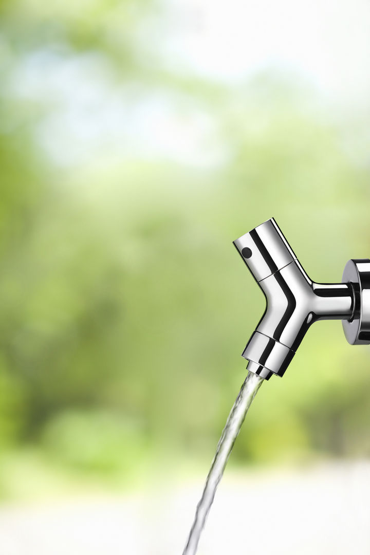 if，take a shower，water tap，