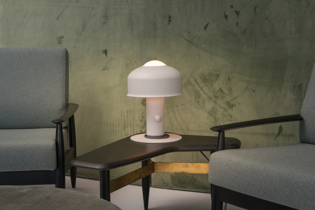 Turning Lamp ，lamps and lanterns，Desk lamp，