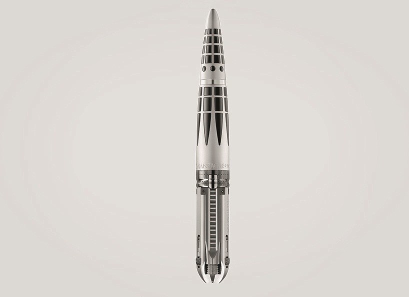 product design，18 carat gold NIB，Rocket shape design，writing tool，Pocket design，