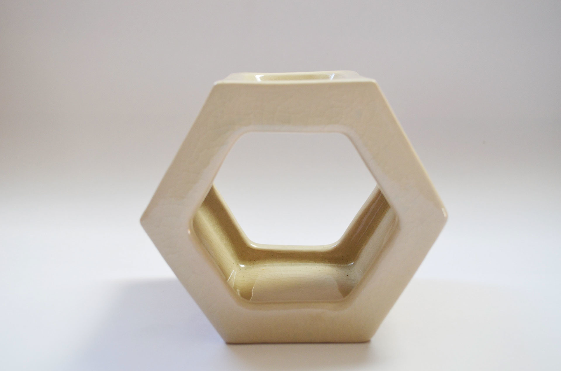 Home Furnishing，product design，industrial design，ceramics，Candlestick，