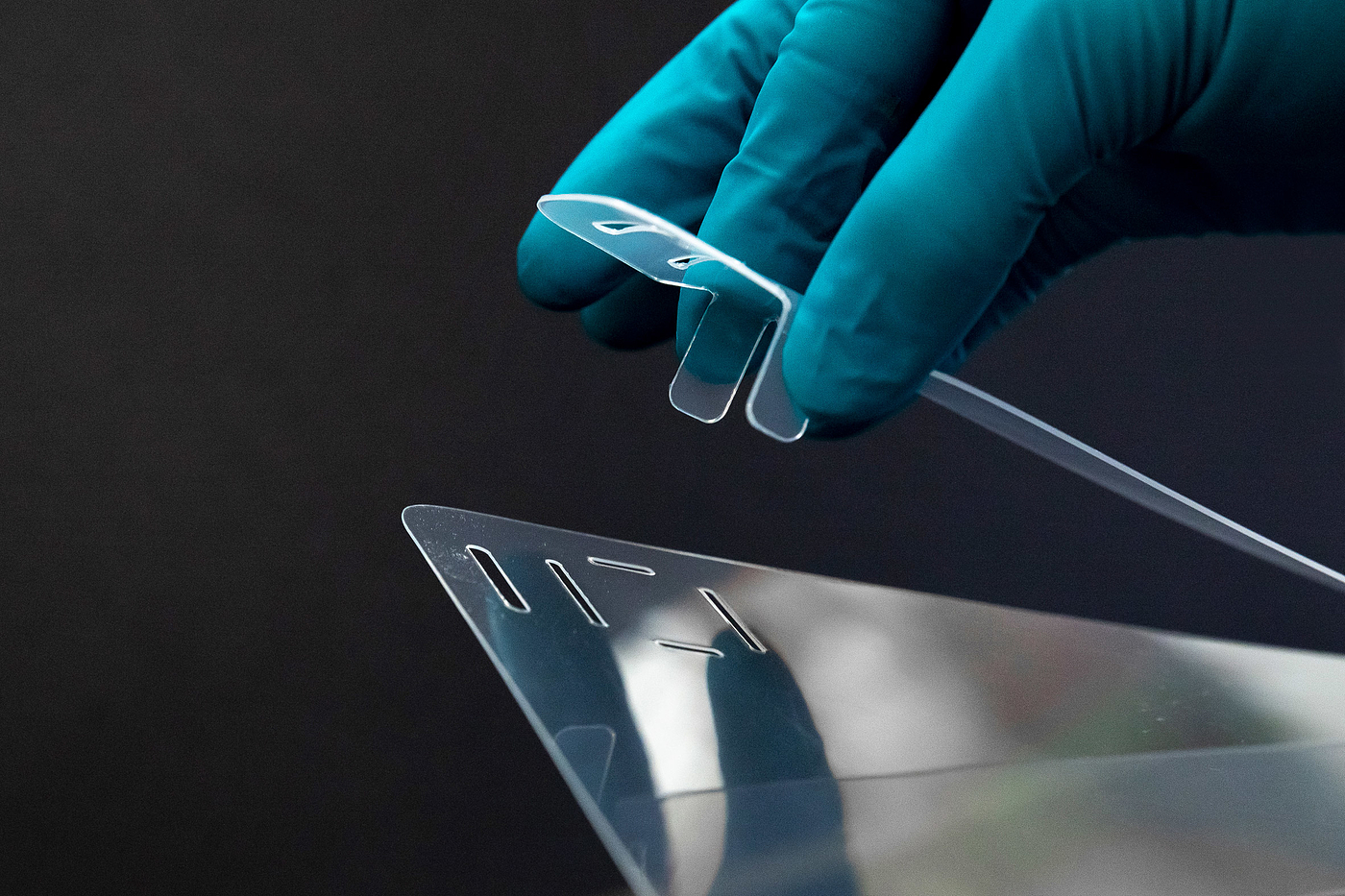 laser cutting ，protect，coronavirus，face shield，Tools and equipment，