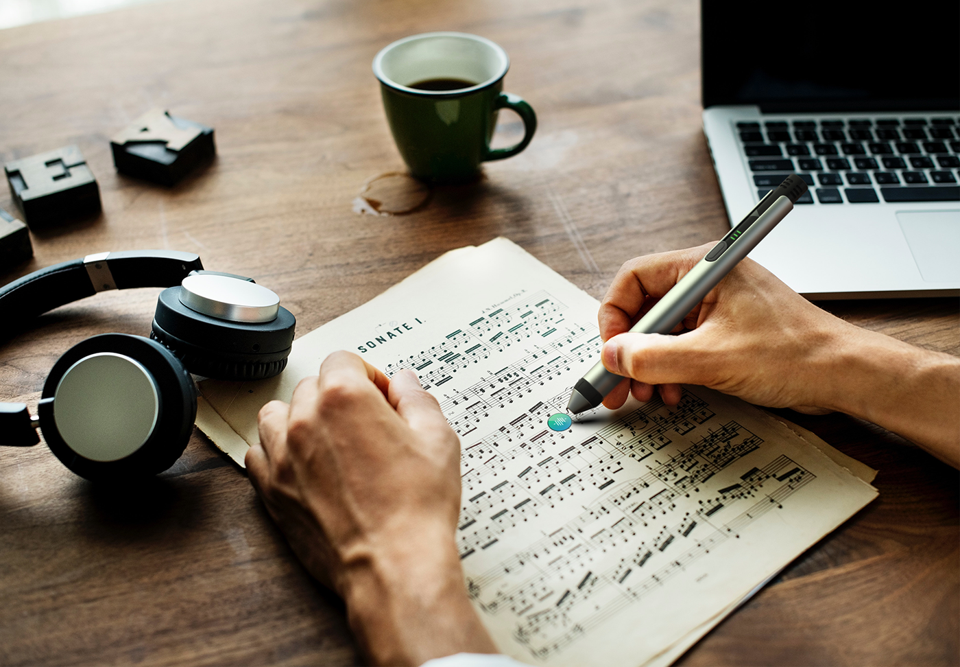 Recording pen，Scan code，to work in an office，voice，