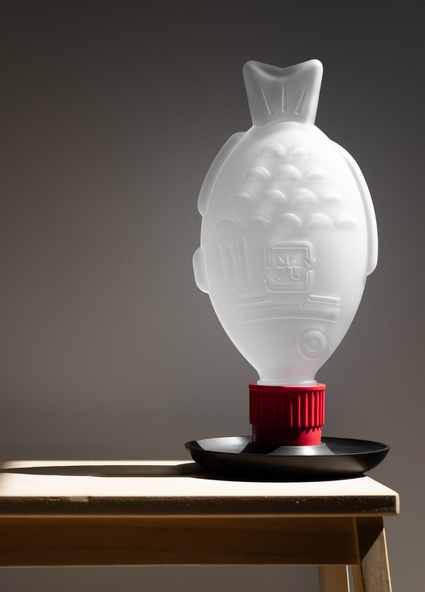 Lamp design，white，Plastic，