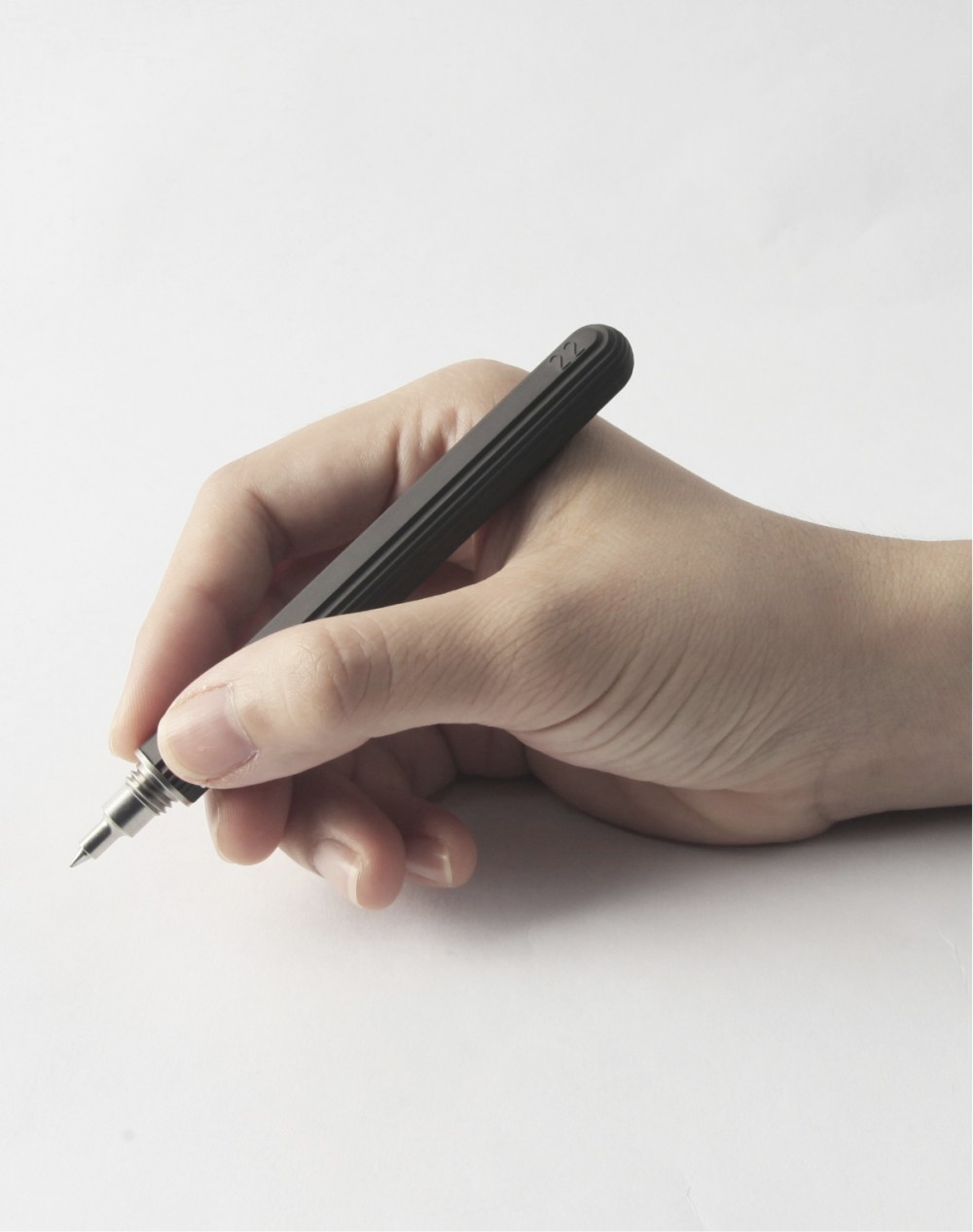 originality，stainless steel，modern stylish，to work in an office，