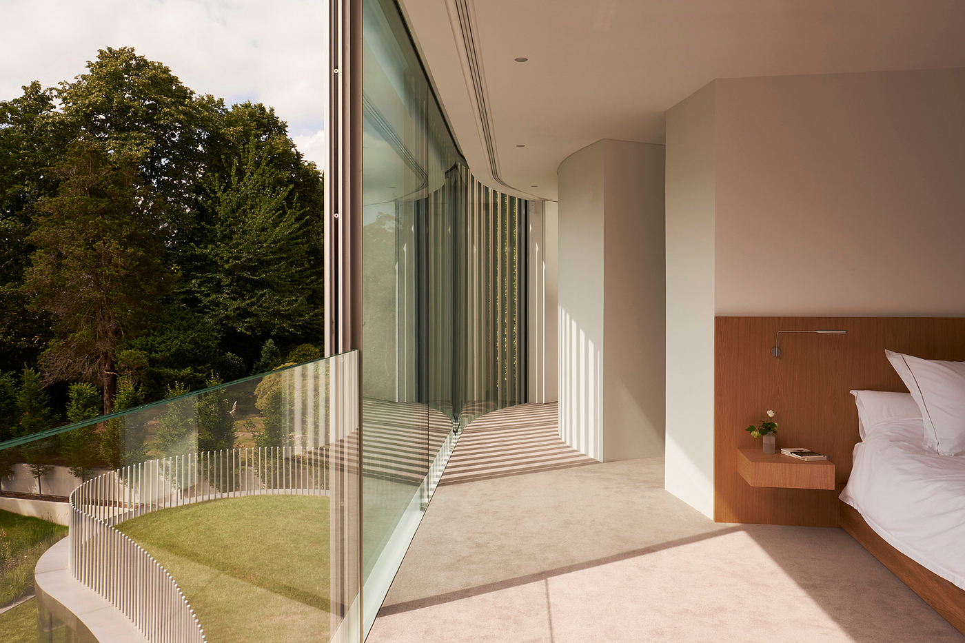 family，residence，bend，Glass，aluminium，