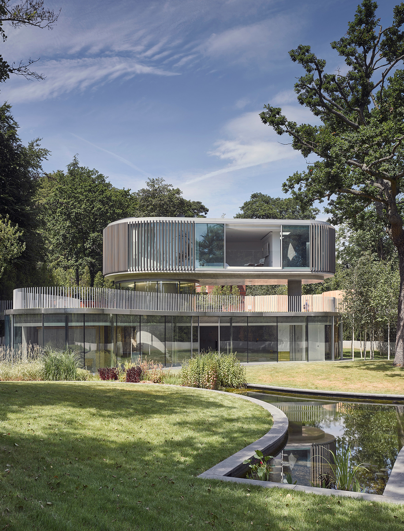 family，residence，bend，Glass，aluminium，