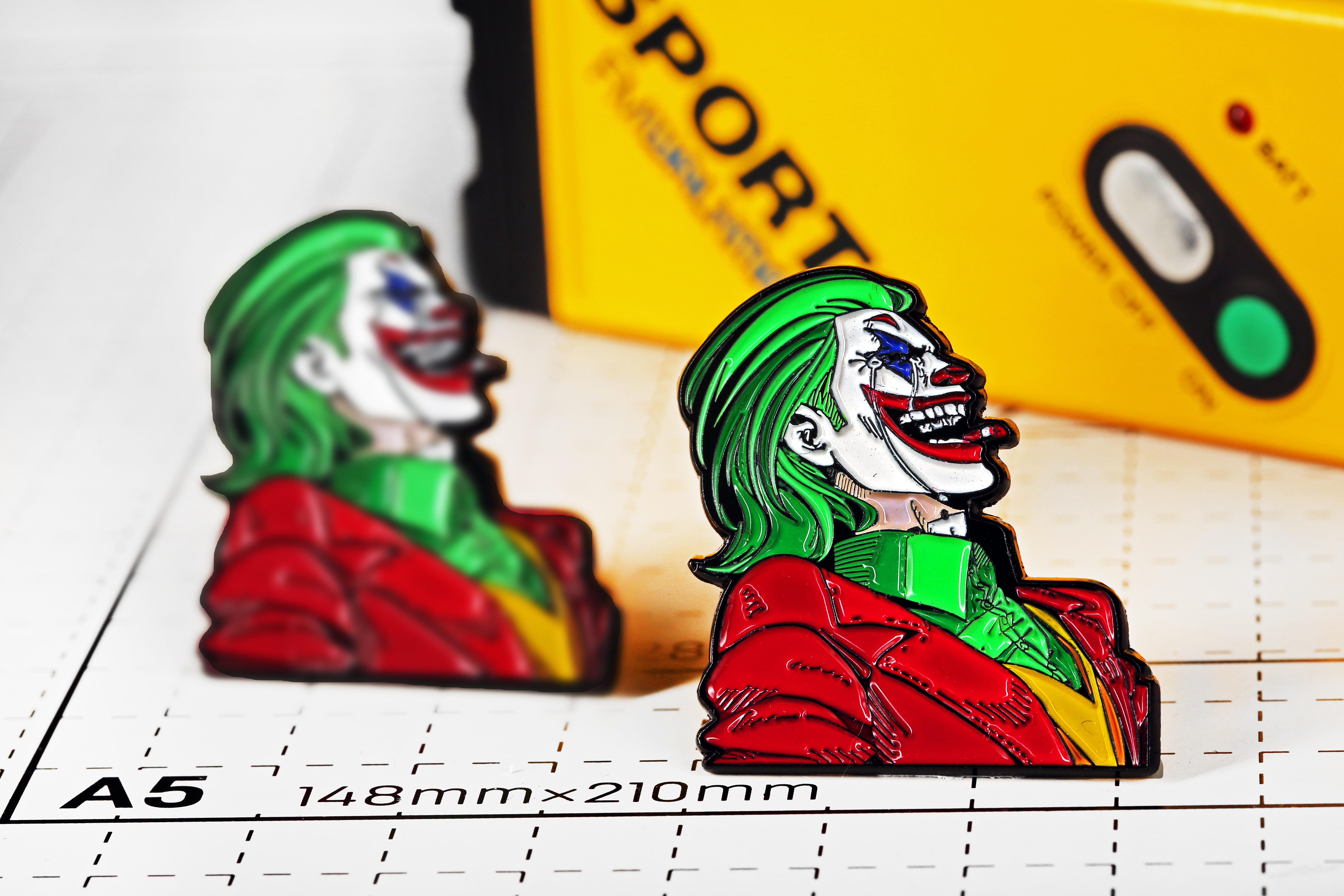 badge，Metal Brooch，Trendy wear，