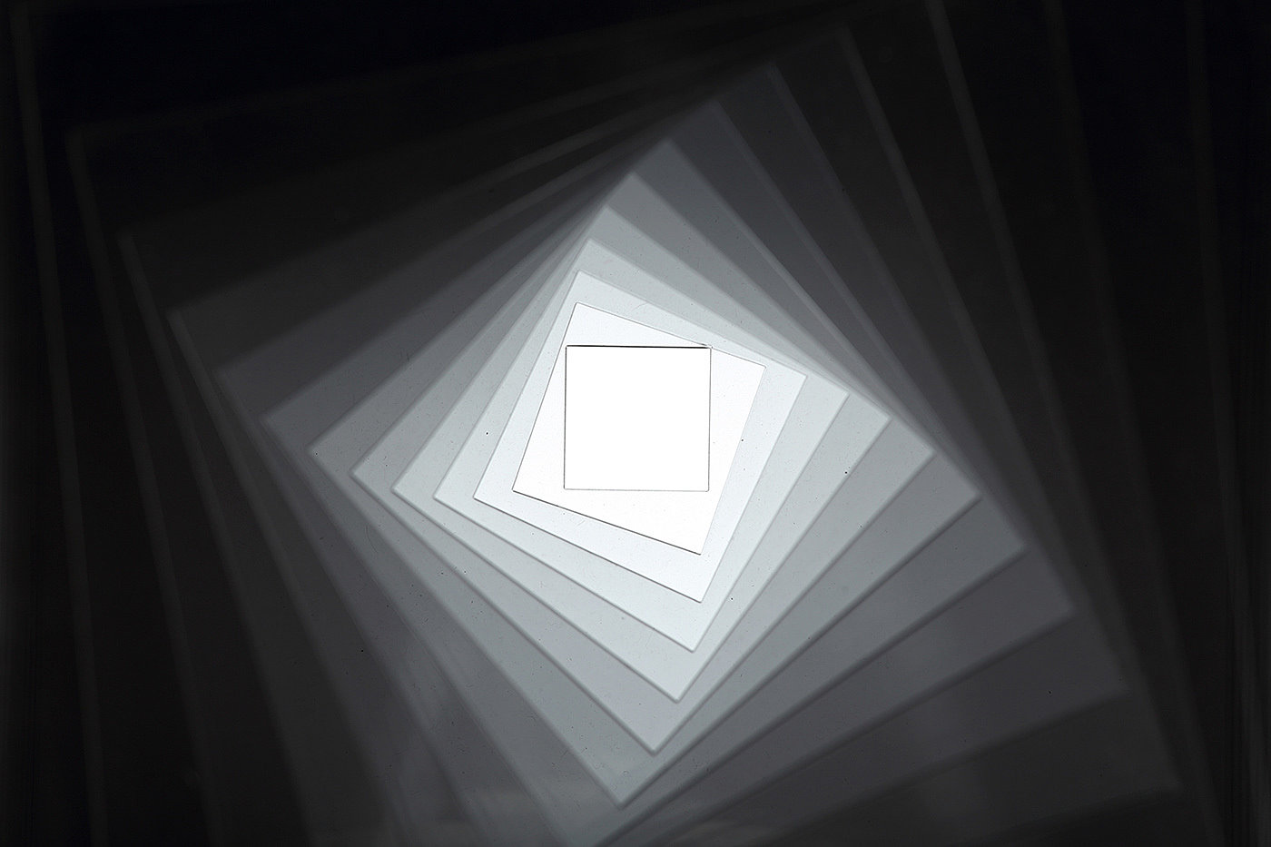 Building interior，Sculpture，inspiration，vertigo，stairs，rotate，