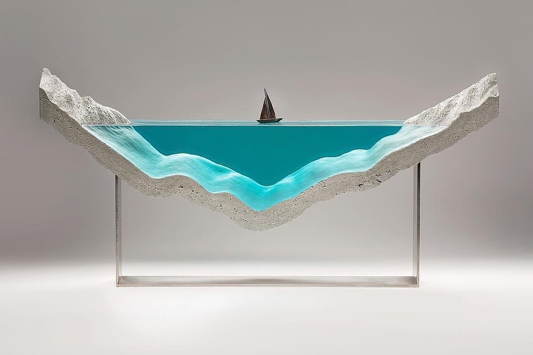 Artwork，concrete，Glass，Sculpture，ocean，