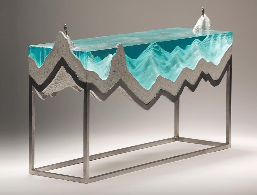 Artwork，concrete，Glass，Sculpture，ocean，