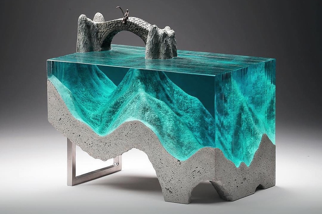 Artwork，concrete，Glass，Sculpture，ocean，