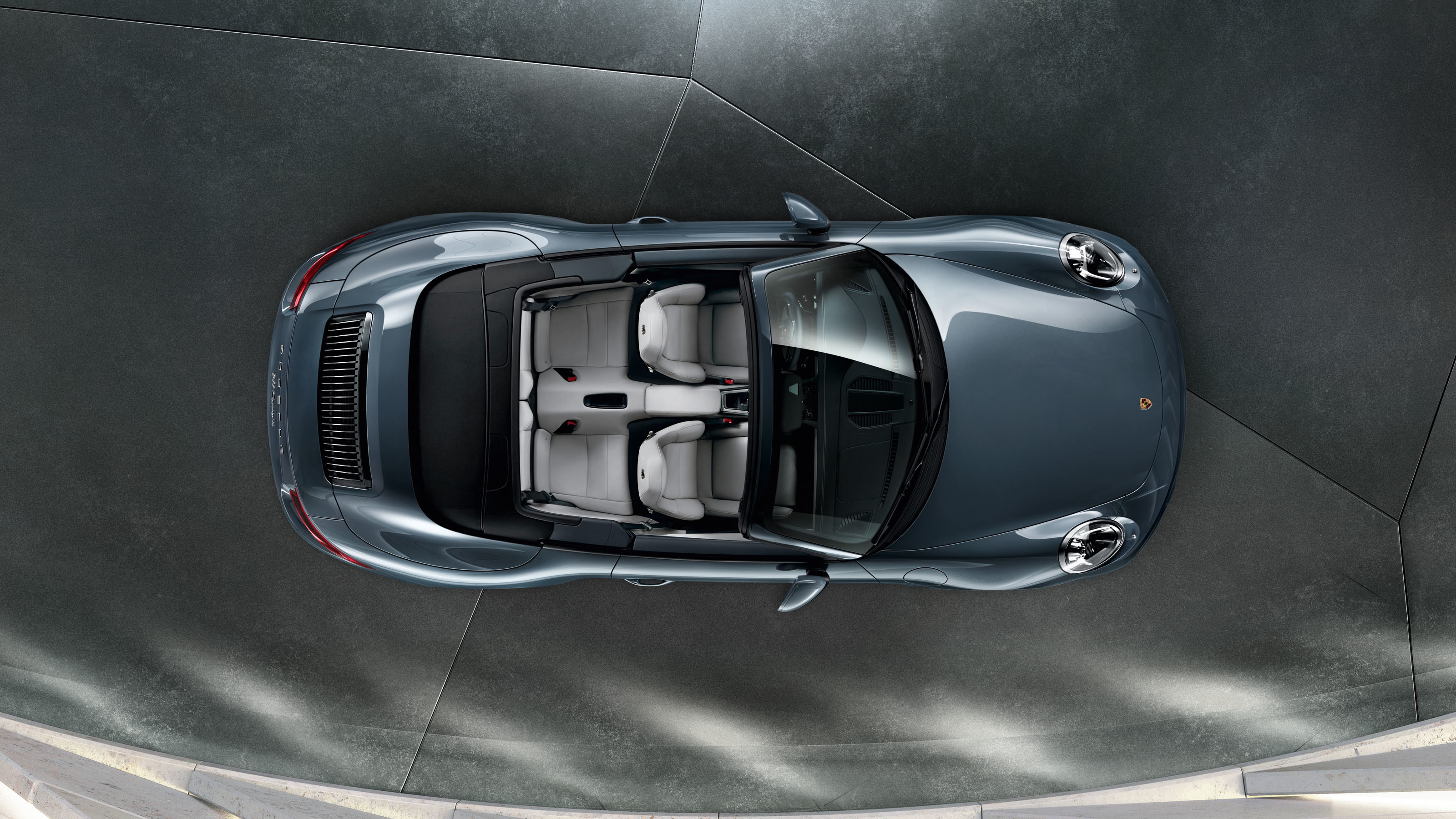 Porsche，nine hundred and eleven，