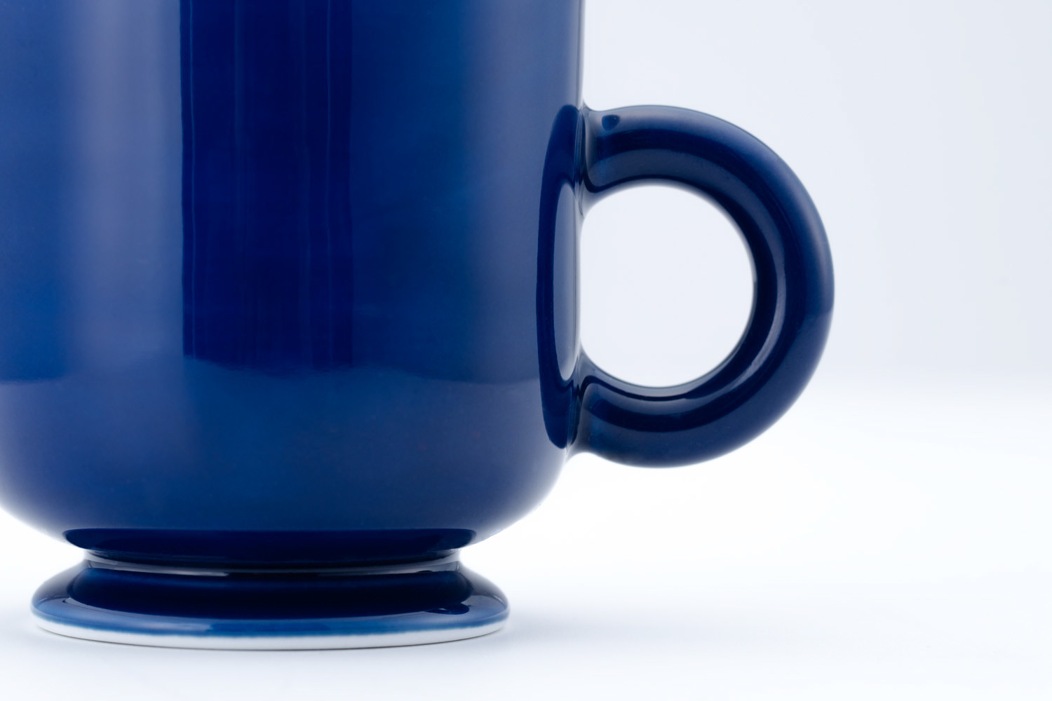 product design，industrial design，handicraft，ceramics，coffee cup，