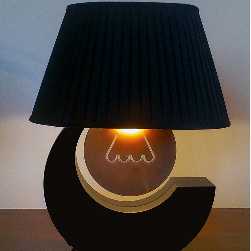 Desk lamp，lighting，Eye protection，Creative design，fashion，