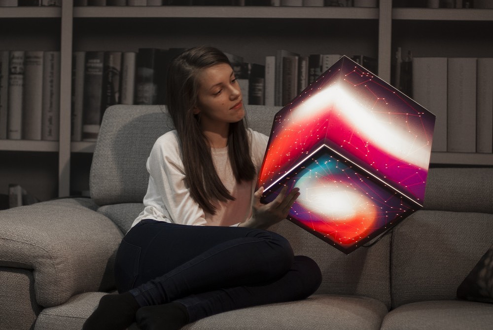 Desk lamp，Creative design，fashion，beautiful，