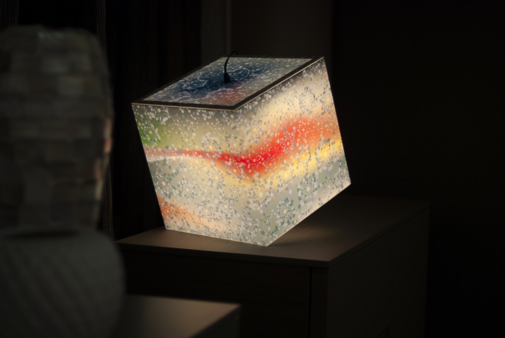 Desk lamp，Creative design，fashion，beautiful，