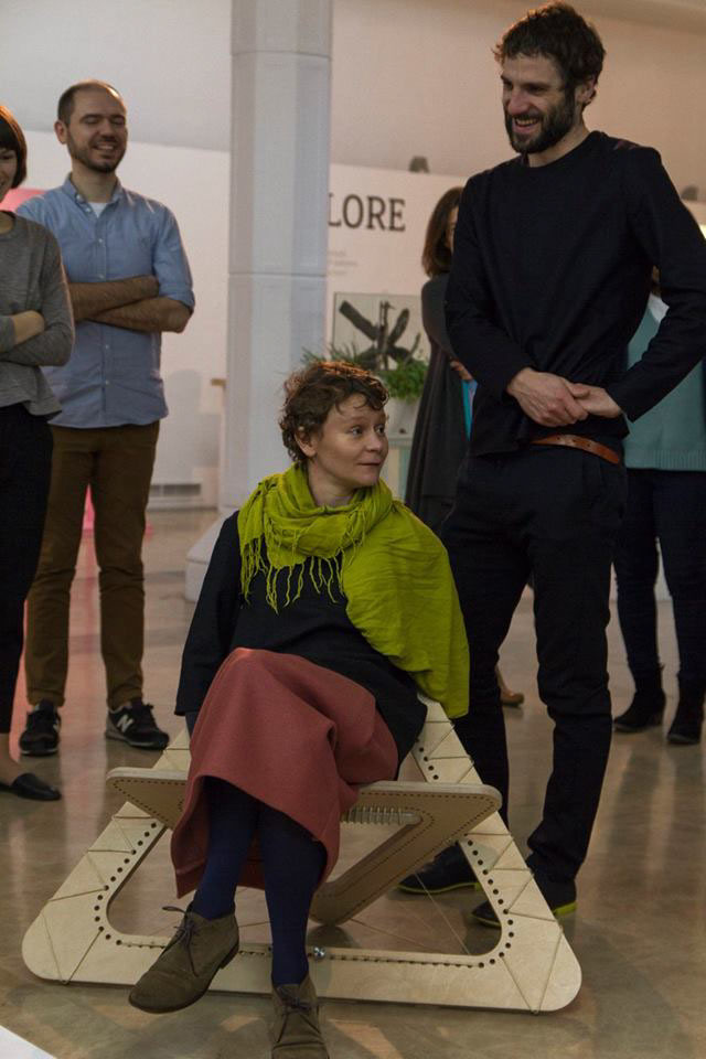 chair，Home Furnishing，product design，industrial design，fold，