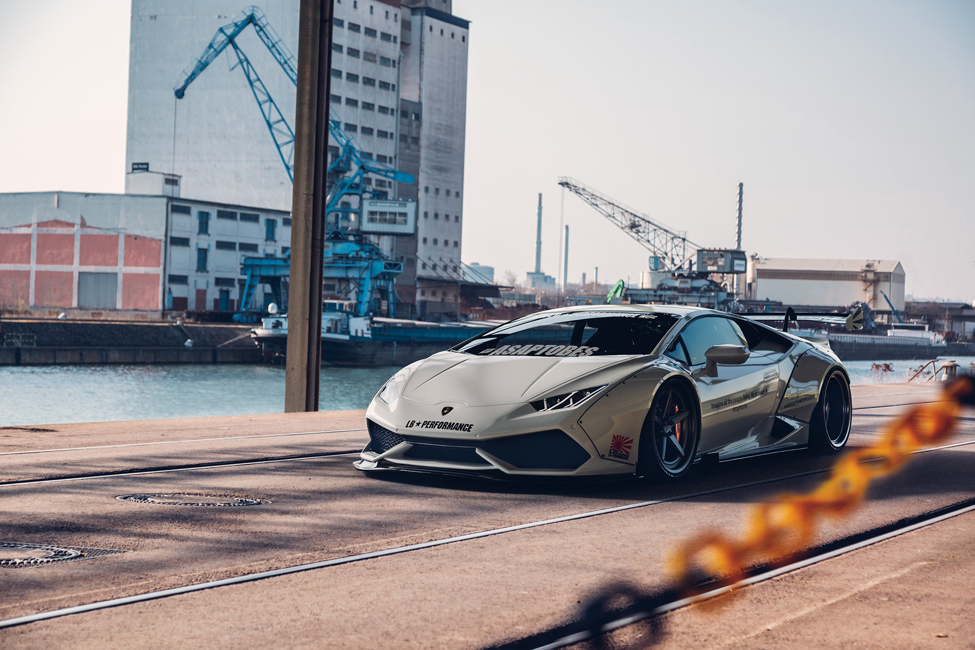 Lamborghini，independent travel，Sports car，