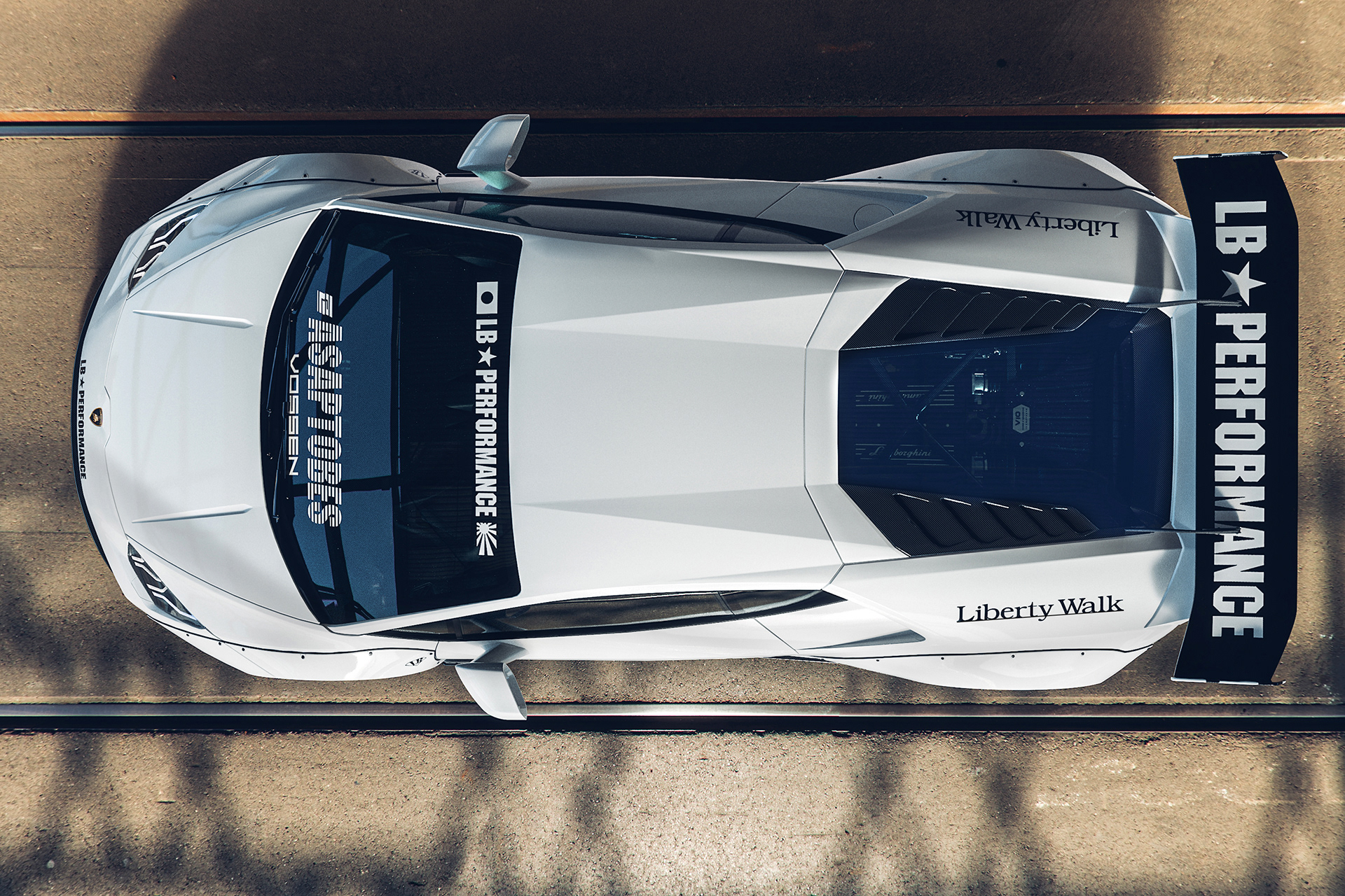 Lamborghini，independent travel，Sports car，